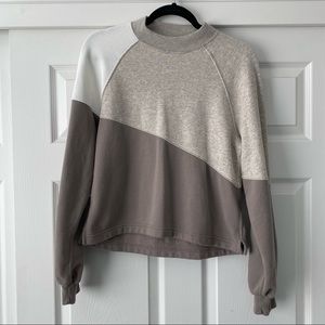 Abercrombie & Fitch Women’s Crew Neck Sweatshirt, Sweater, Cropped, Soft AF